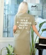 ⁦Ladies' T-shirt Dress⁩ - الصورة ⁦4⁩