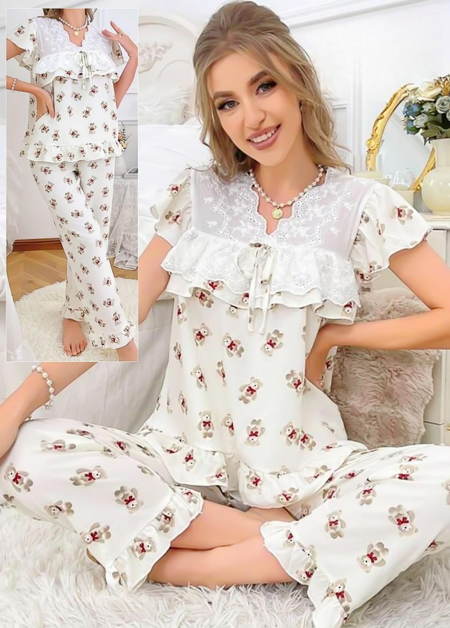 e929b920-9f4d-4338-89aa-0c45b9c7b636 Pajama