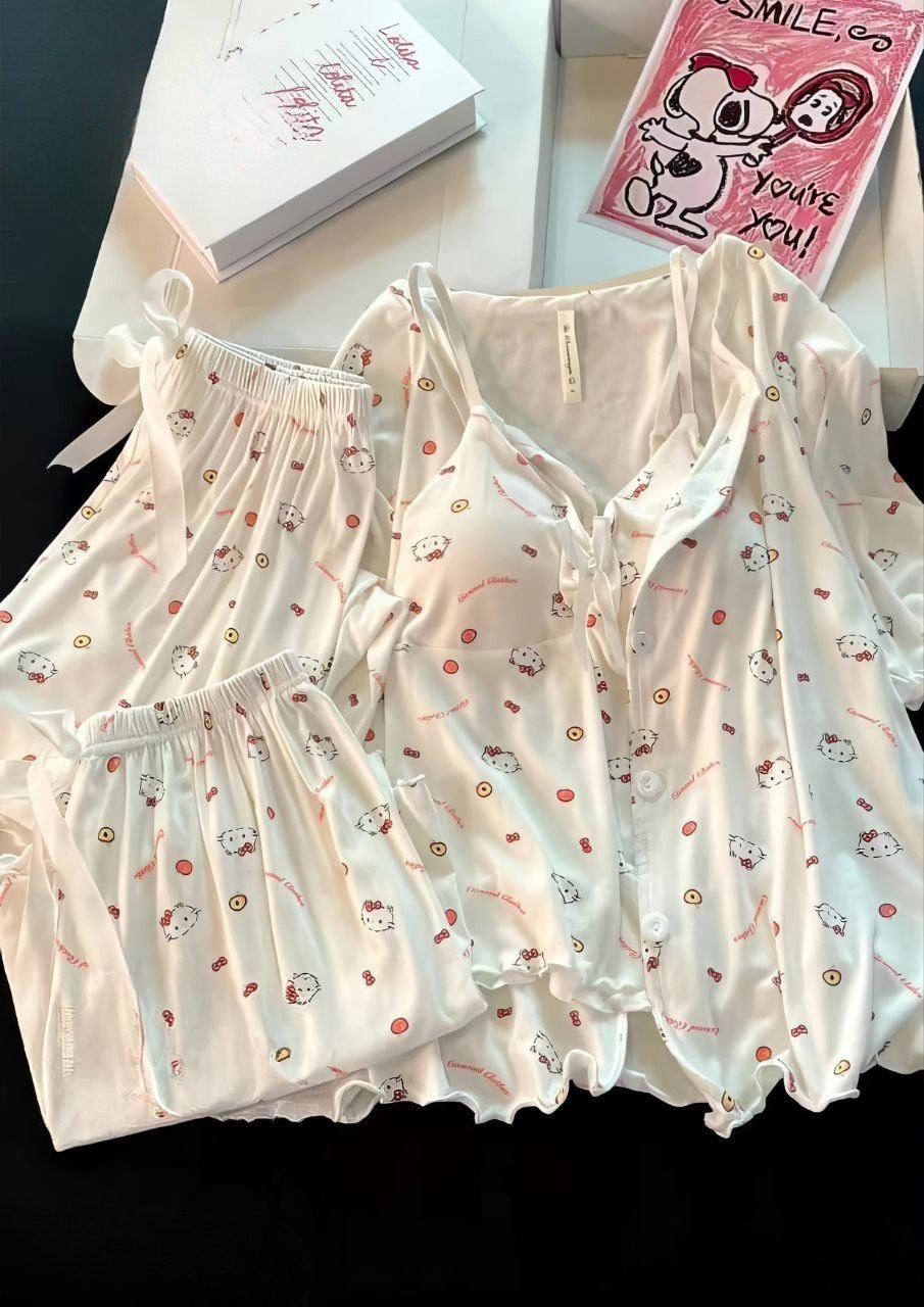 a910d3e3-b217-45b6-930b-57ef672107fb Women’s Pajama - الصورة 1